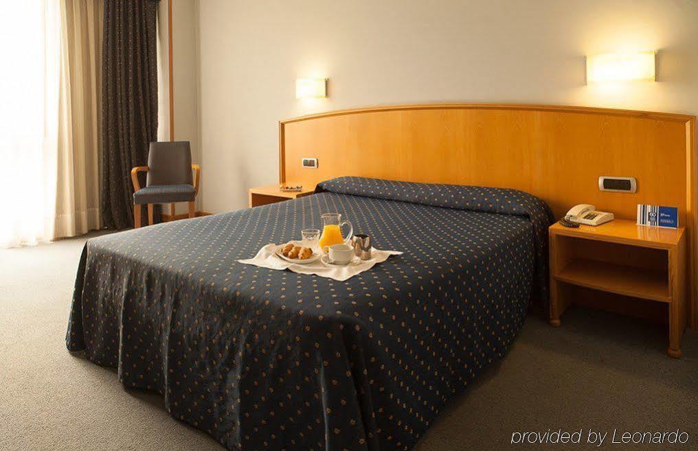 Hotel Exe Area Central 3*